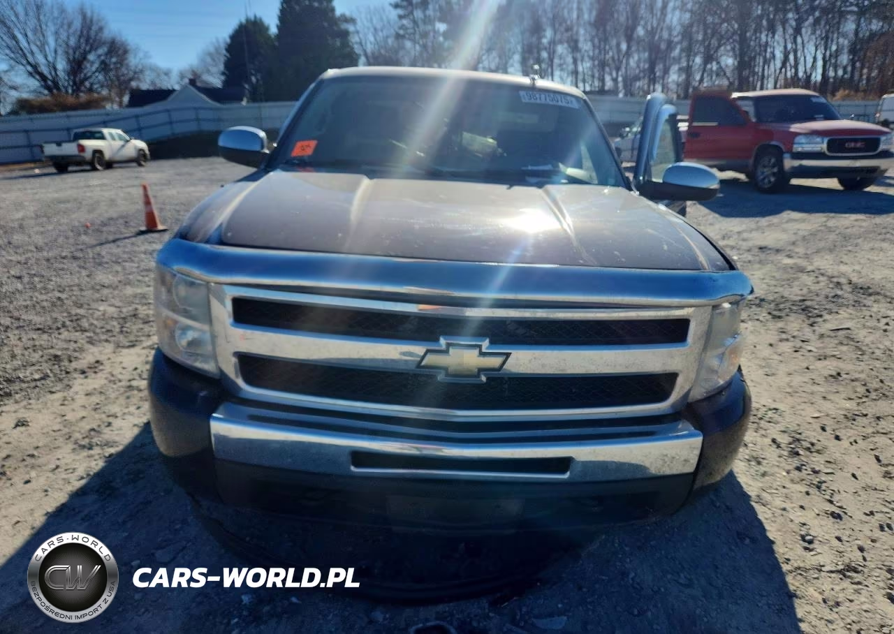 2011 Chevrolet Silverado K1500 Ls VIN:1GCRKREA7BZ222704 - 5