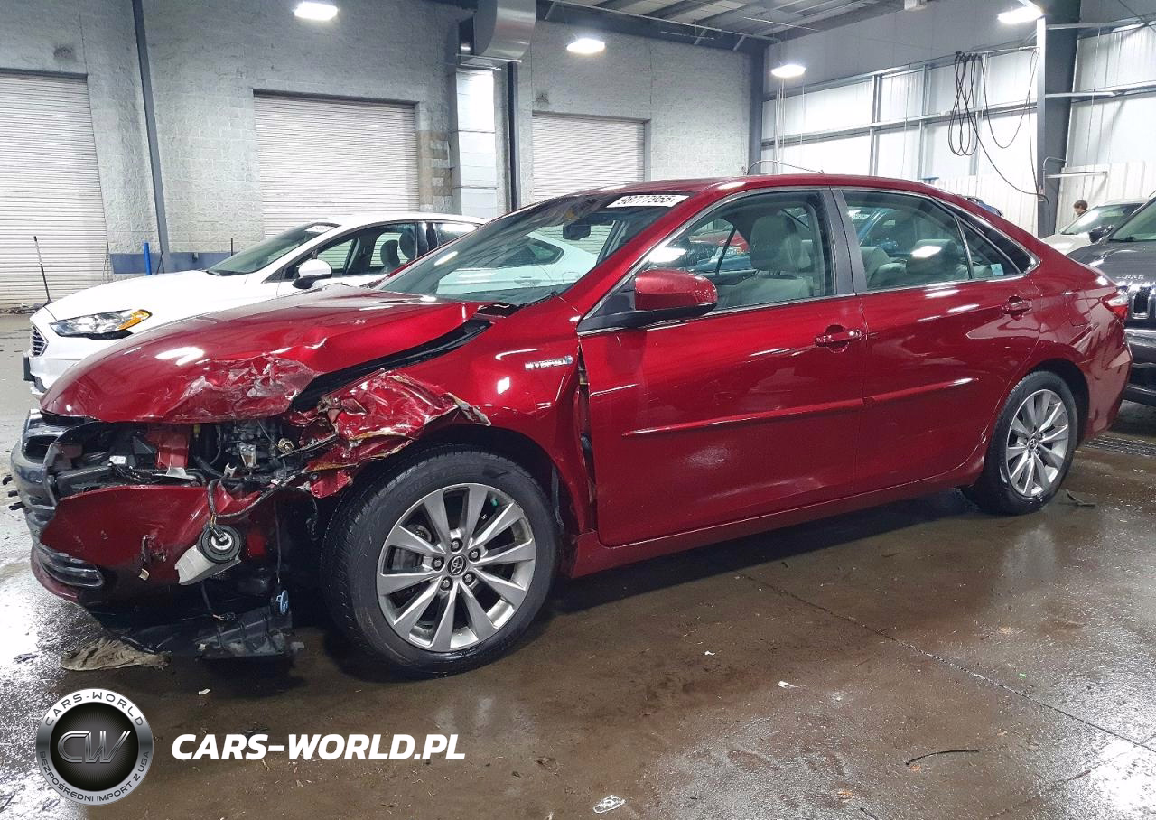 2017 Toyota Camry Hybrid