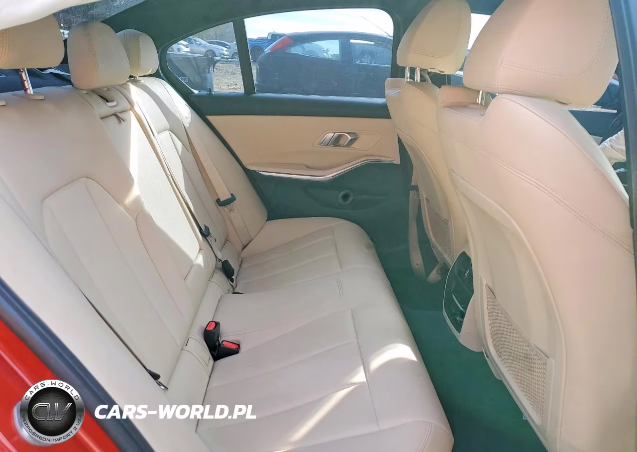 2019 BMW 330Xi VIN:WBA5R7C56KFH19099 - 10