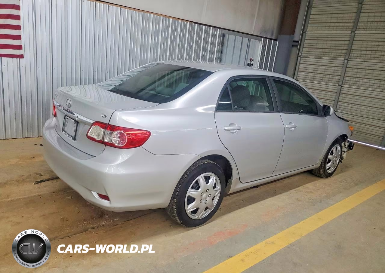 2013 Toyota Corolla VIN:2T1BU4EE2DC979069 - 3