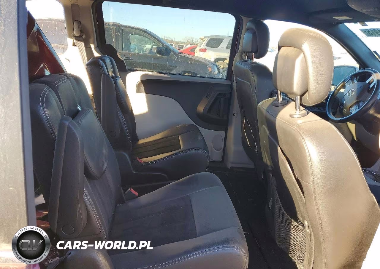 2019 Dodge Grand Caravan Sxt VIN:2C4RDGCG2KR608236 - 10