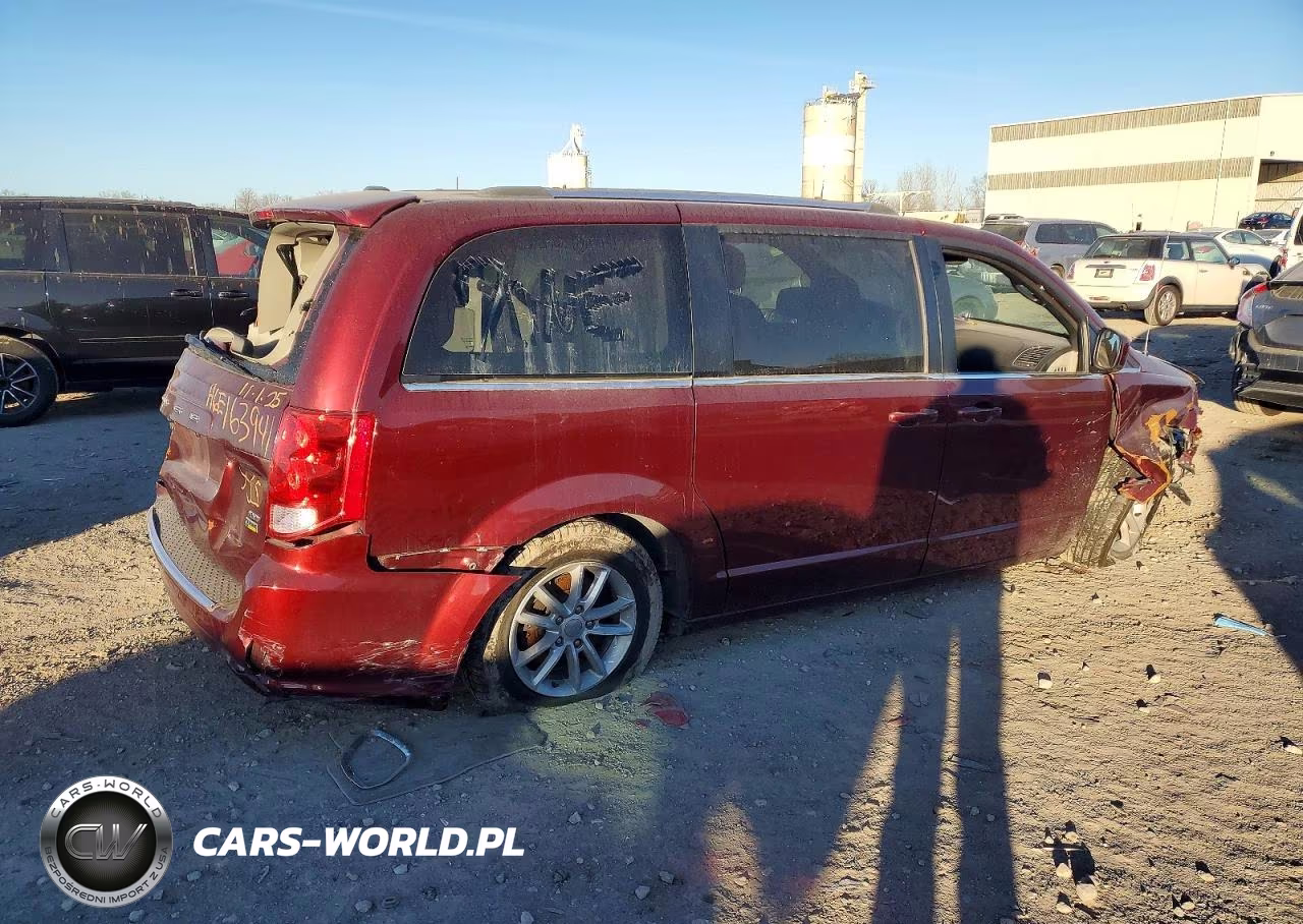 2019 Dodge Grand Caravan Sxt VIN:2C4RDGCG2KR608236 - 3