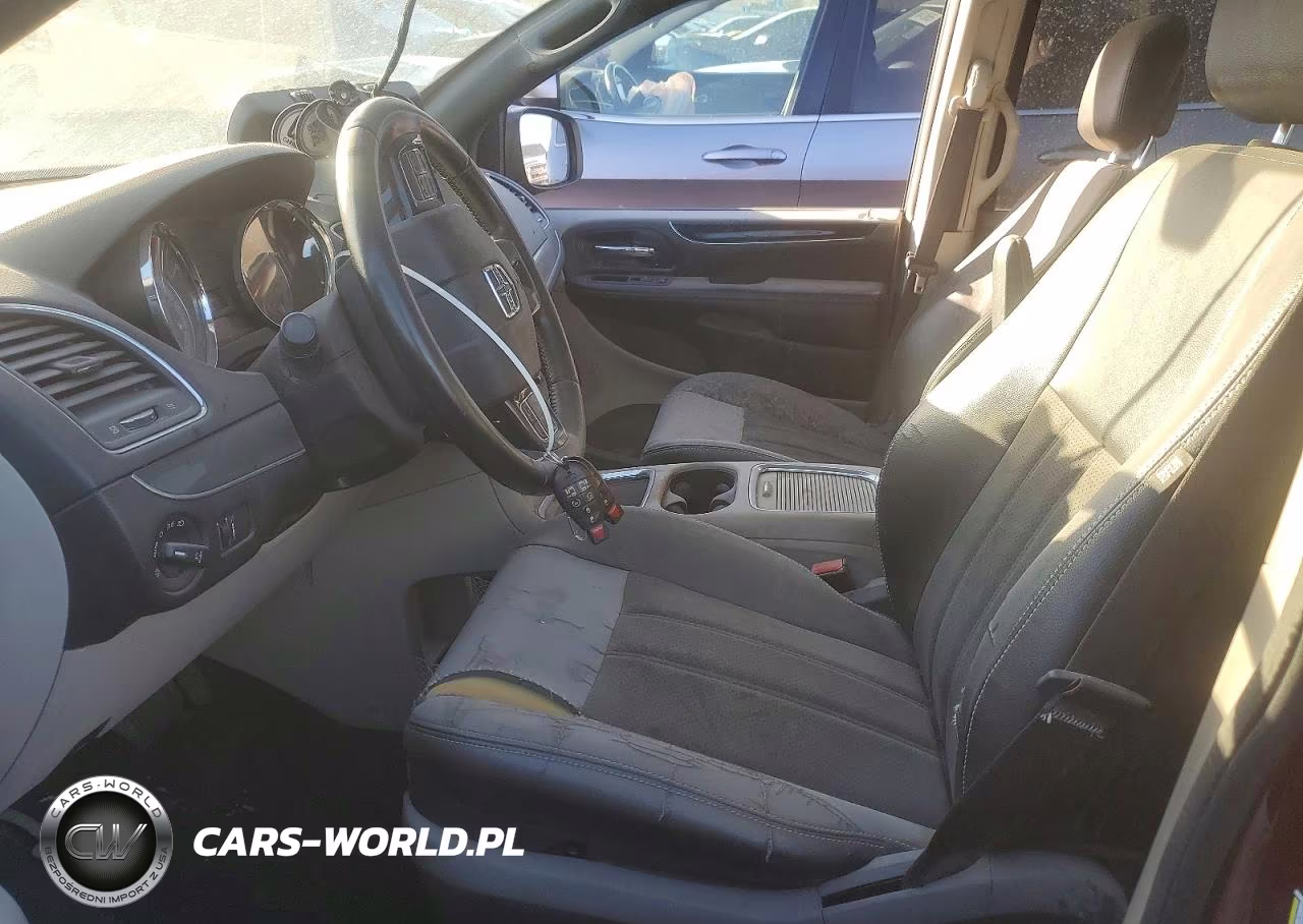 2019 Dodge Grand Caravan Sxt VIN:2C4RDGCG2KR608236 - 7