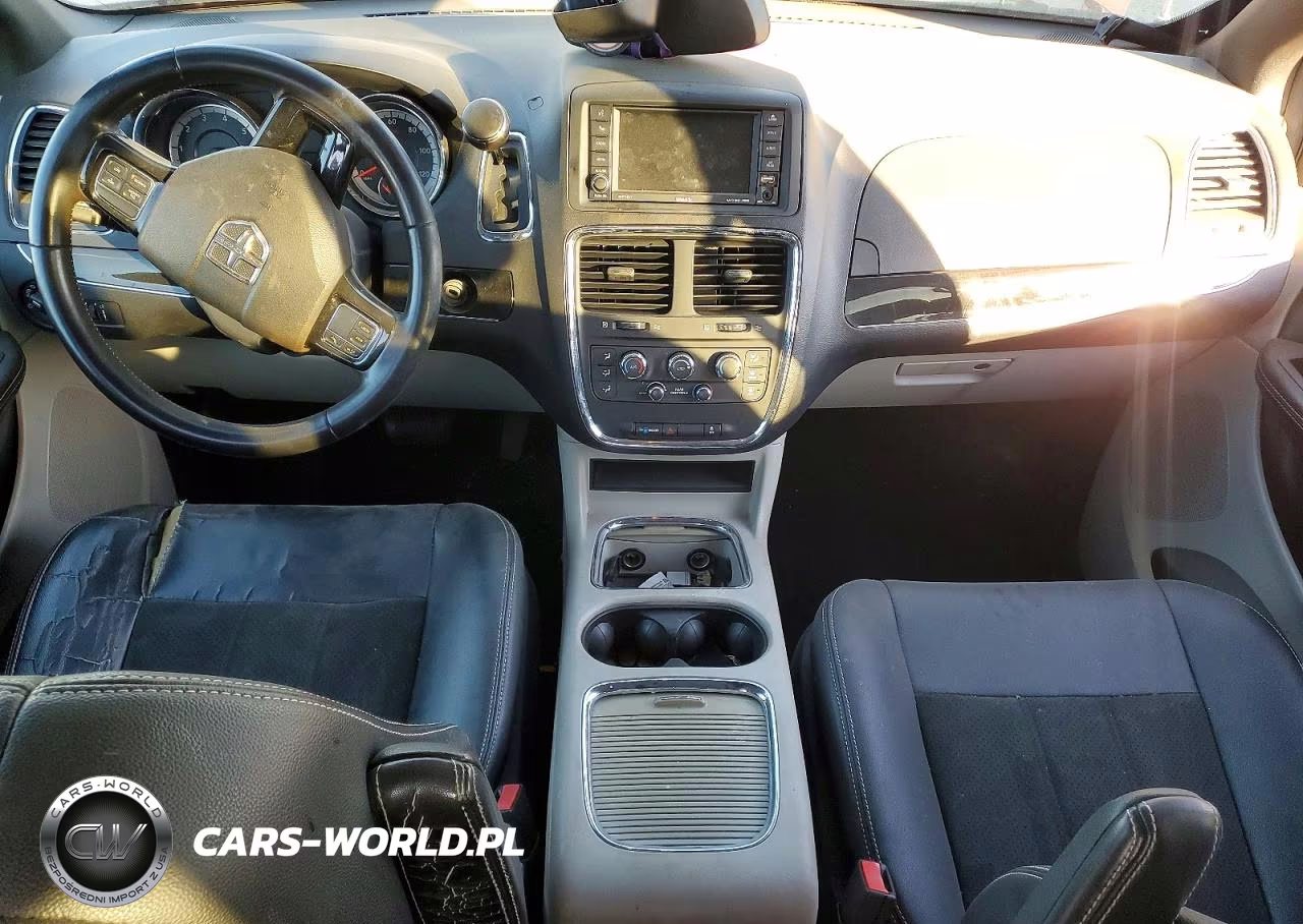 2019 Dodge Grand Caravan Sxt VIN:2C4RDGCG2KR608236 - 8