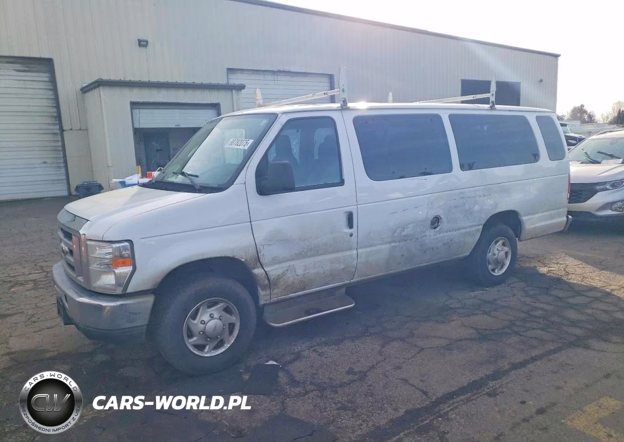 2014 Ford Econoline E350 Super Duty Wagon