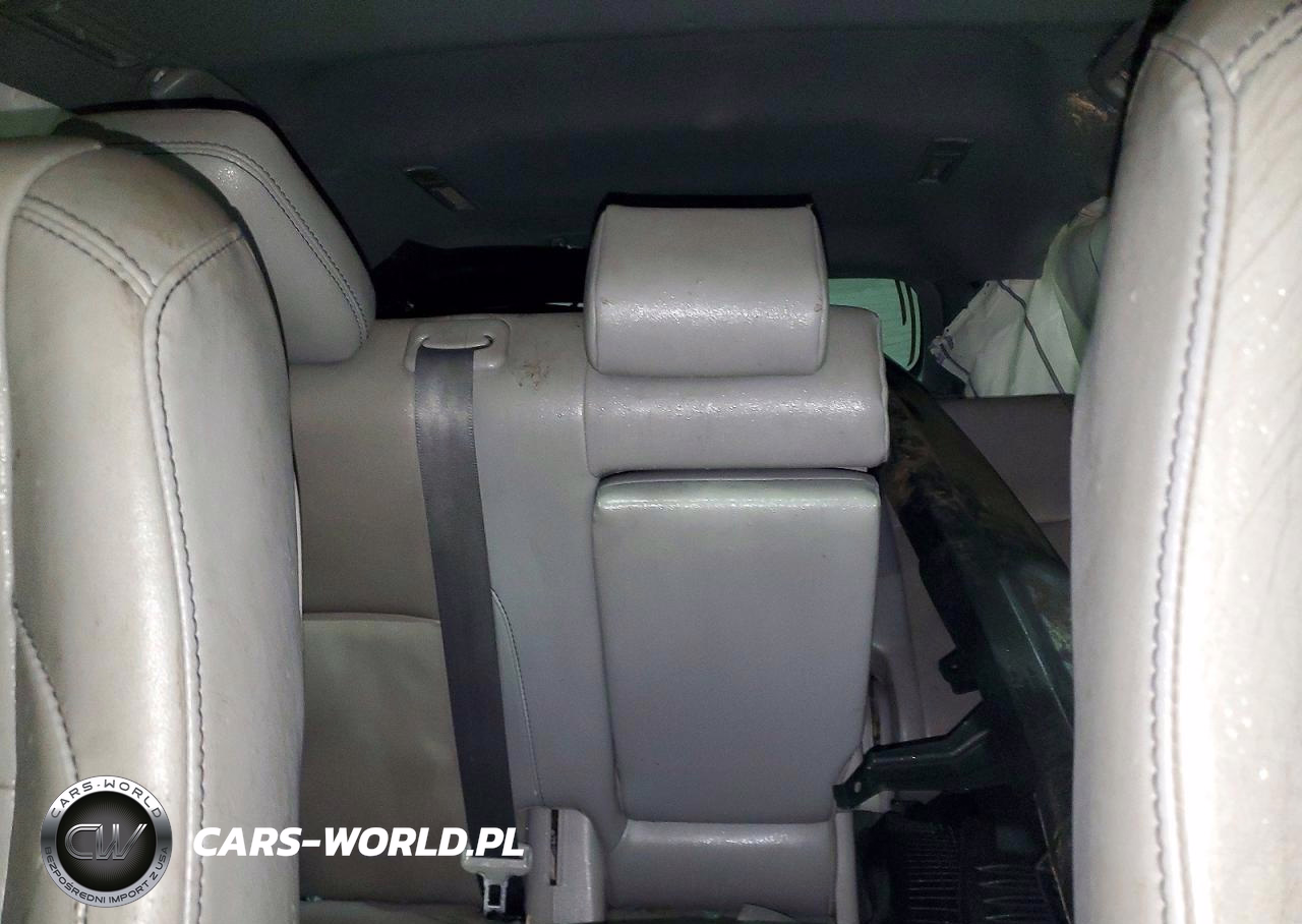 2019 Toyota Highlander Xle VIN:5TDJZRFH0KS563948 - 10