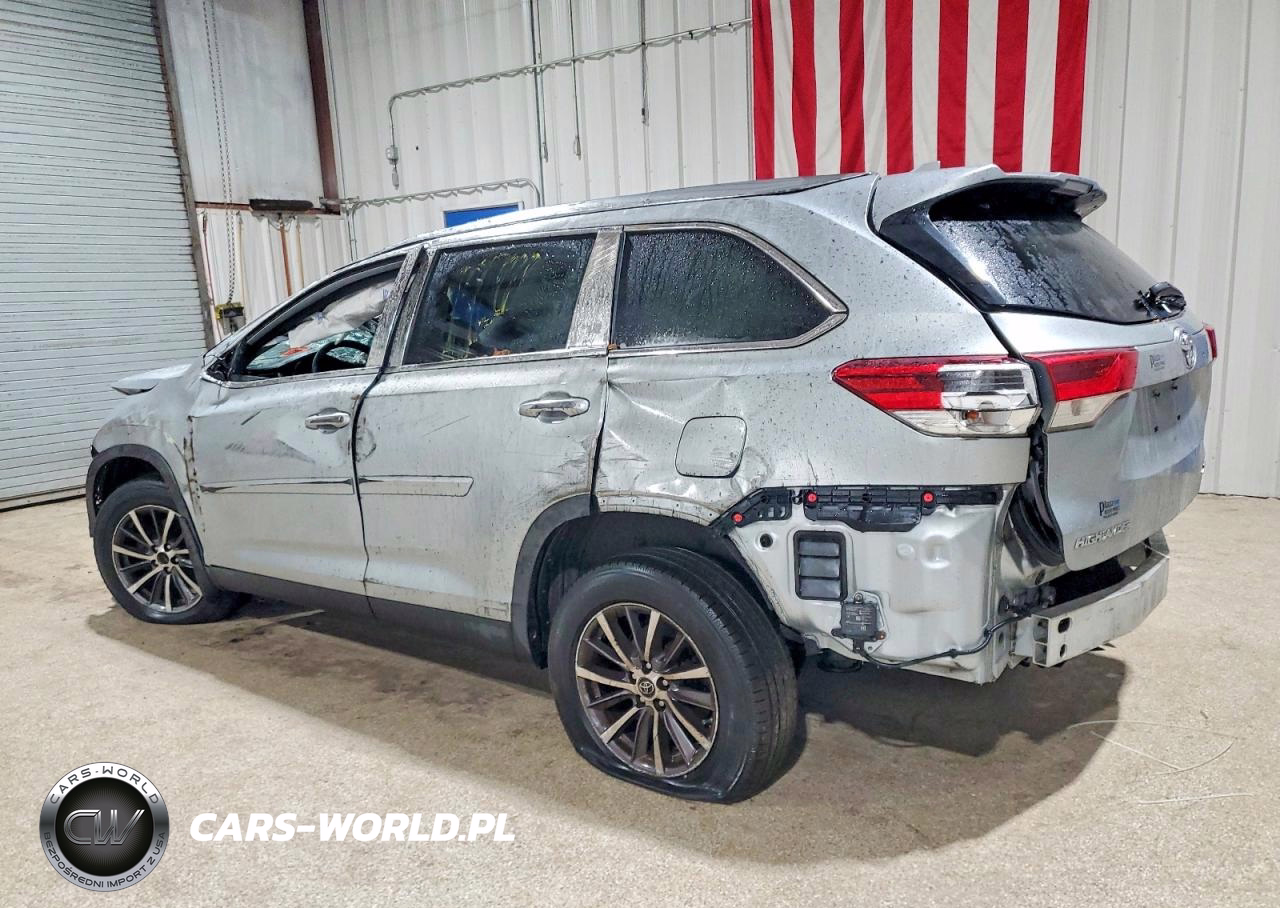 2019 Toyota Highlander Xle VIN:5TDJZRFH0KS563948 - 2
