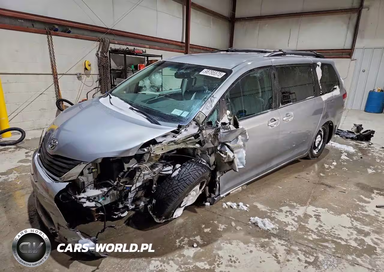 2011 Toyota Sienna Le