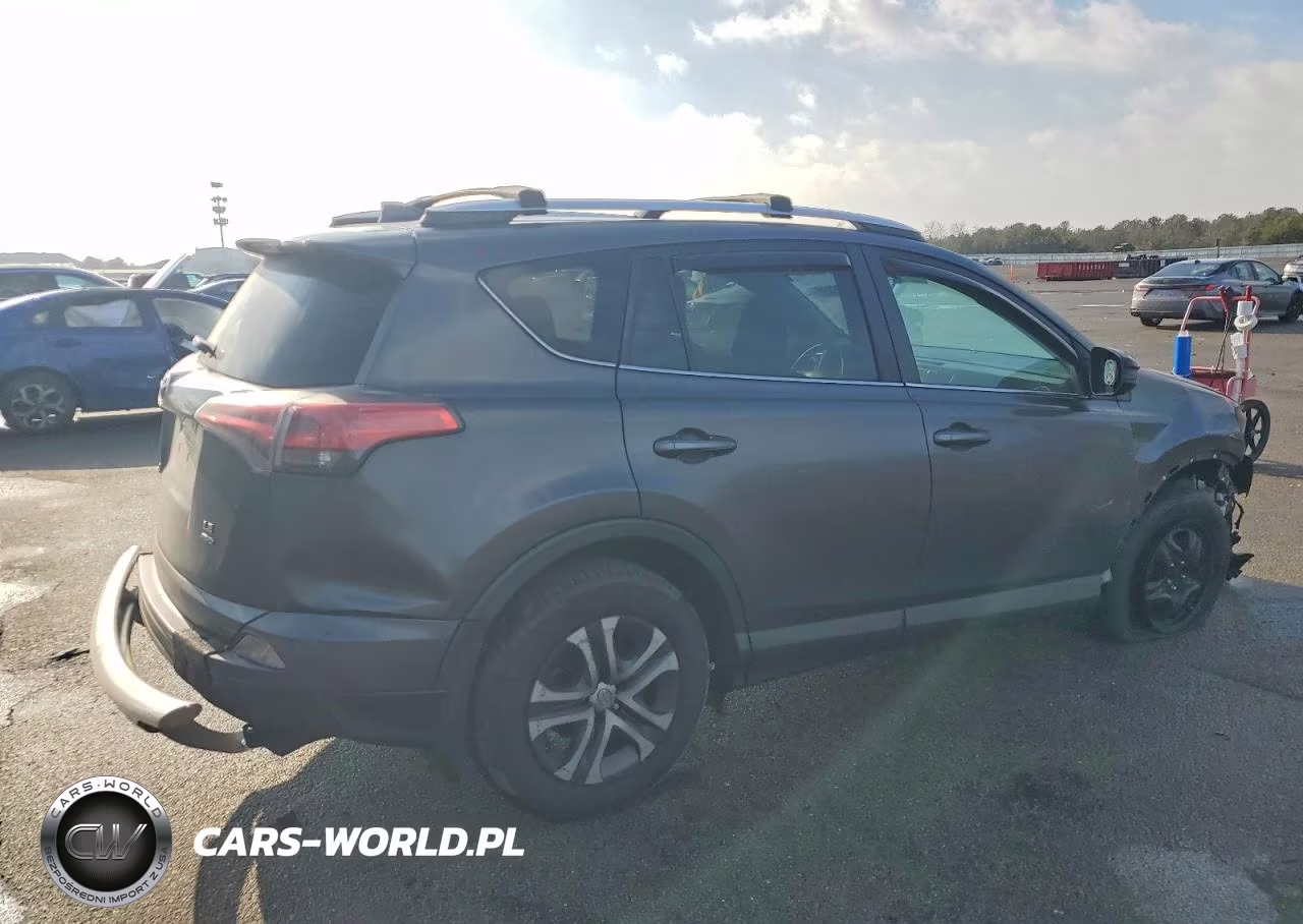 2016 Toyota Rav4 Le VIN:2T3BFREVXGW499458 - 3