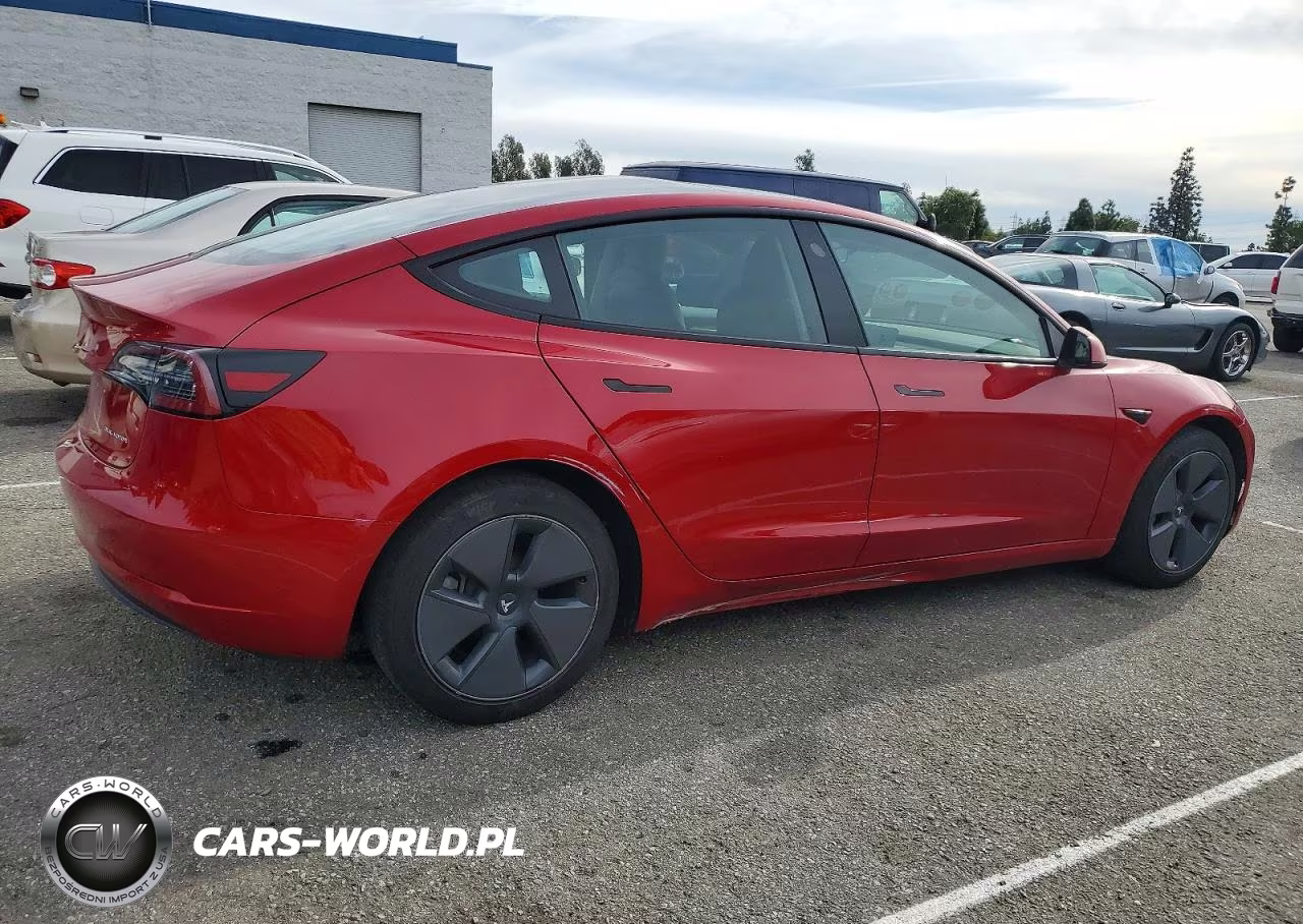 2022 Tesla Model 3 VIN:5YJ3E1EB9NF165598 - 3