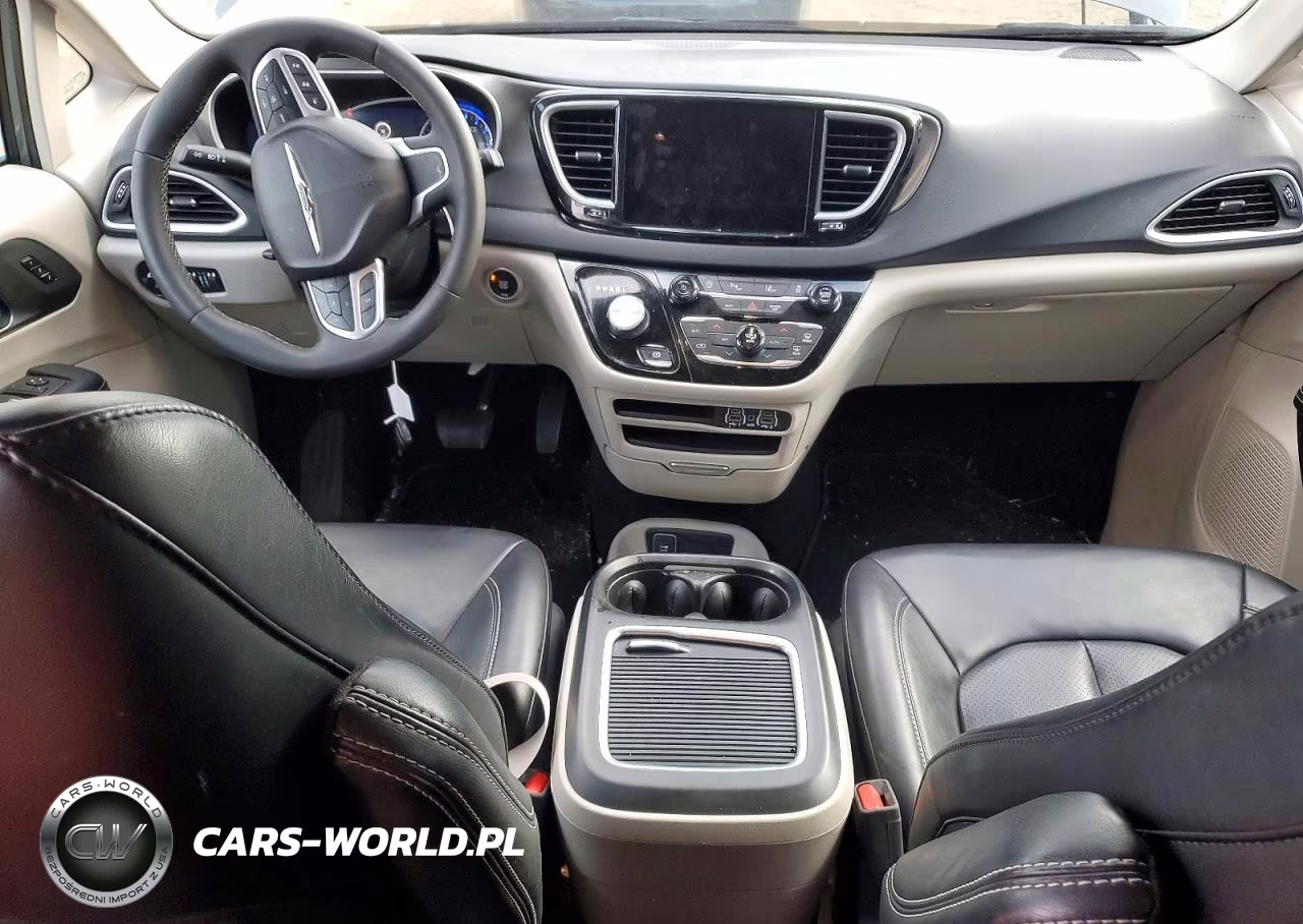 2023 Chrysler Pacifica Touring L VIN:2C4RC1BG7PR557261 - 8