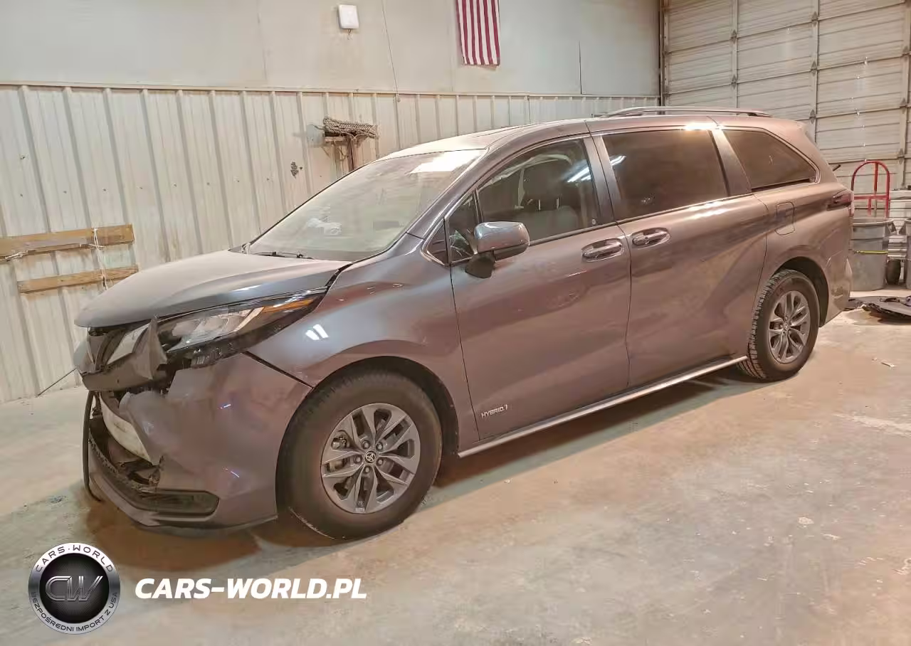 2021 Toyota Sienna Le