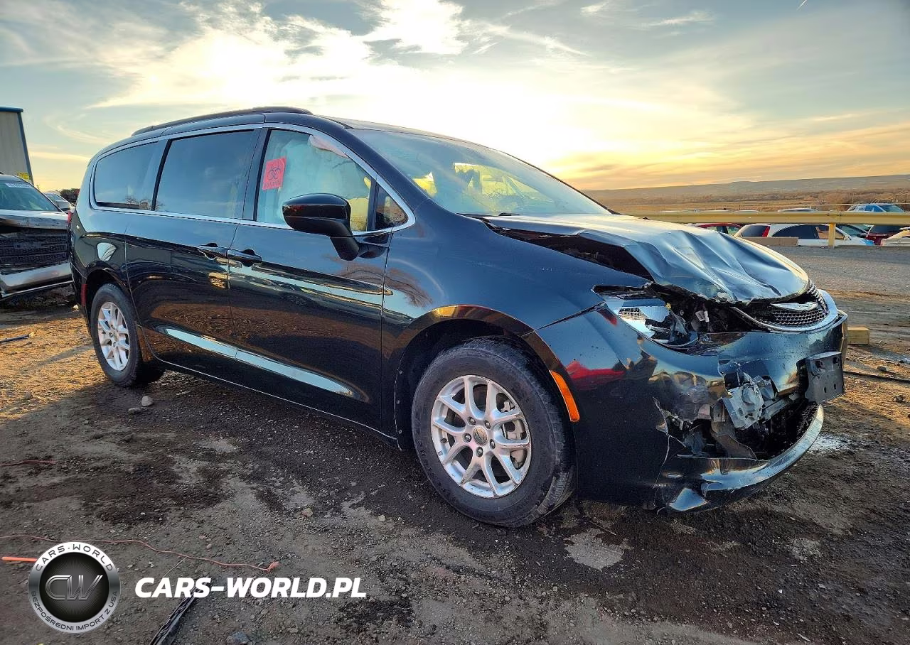 2021 Chrysler Voyager Lxi VIN:2C4RC1DG3MR520863 - 4