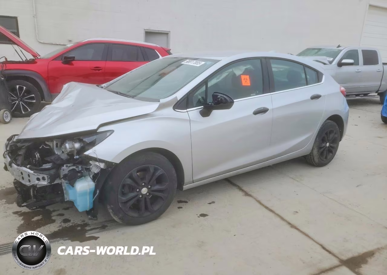 2019 Chevrolet Cruze Lt – zdjęcie 1 z 13