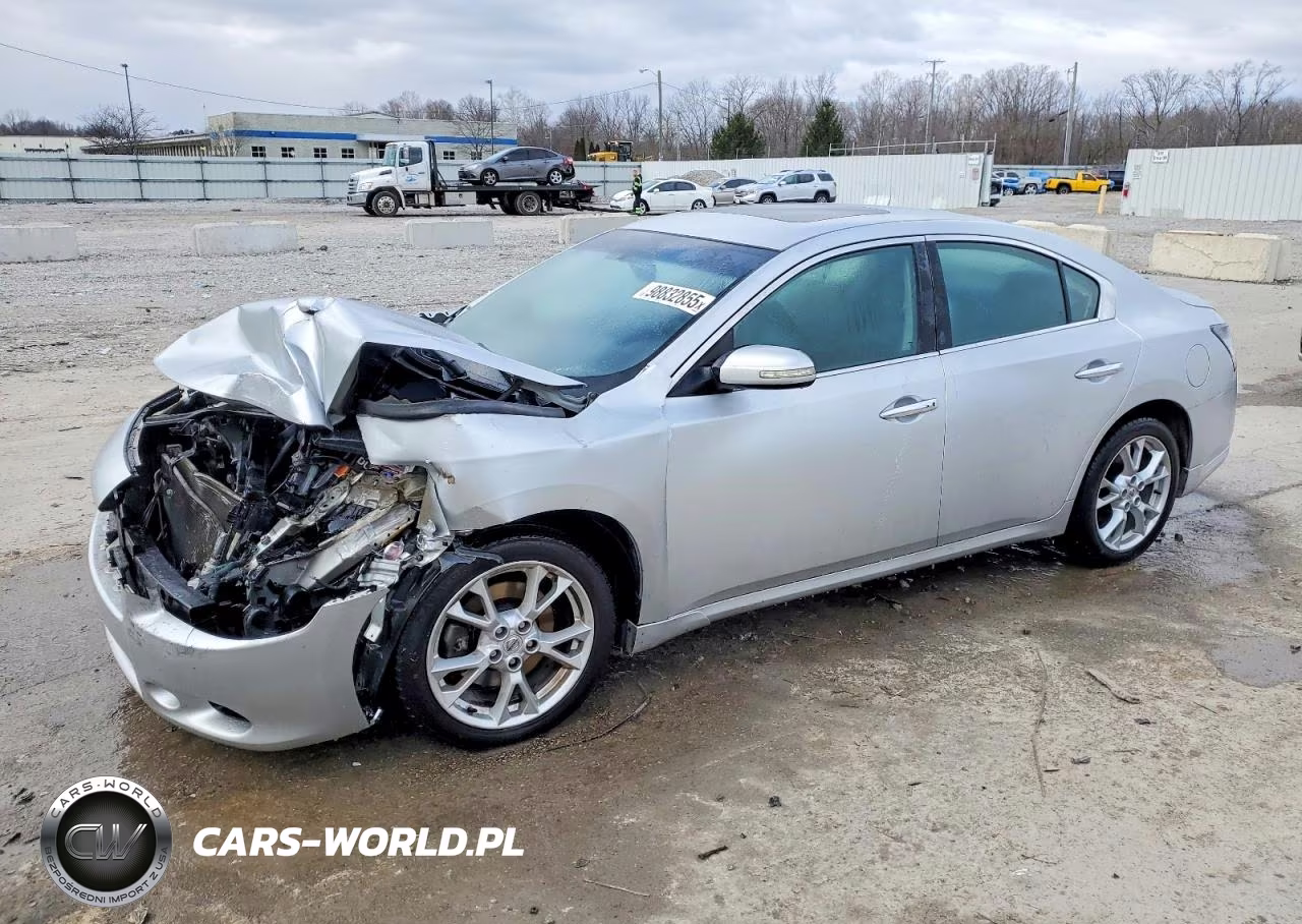 2014 Niss Maxima S