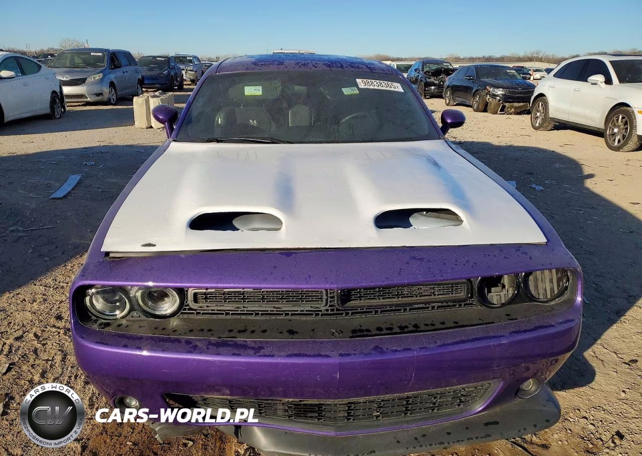 2018 Dodge Challenger VIN:2C3CDZFJ3JH310960 - 5