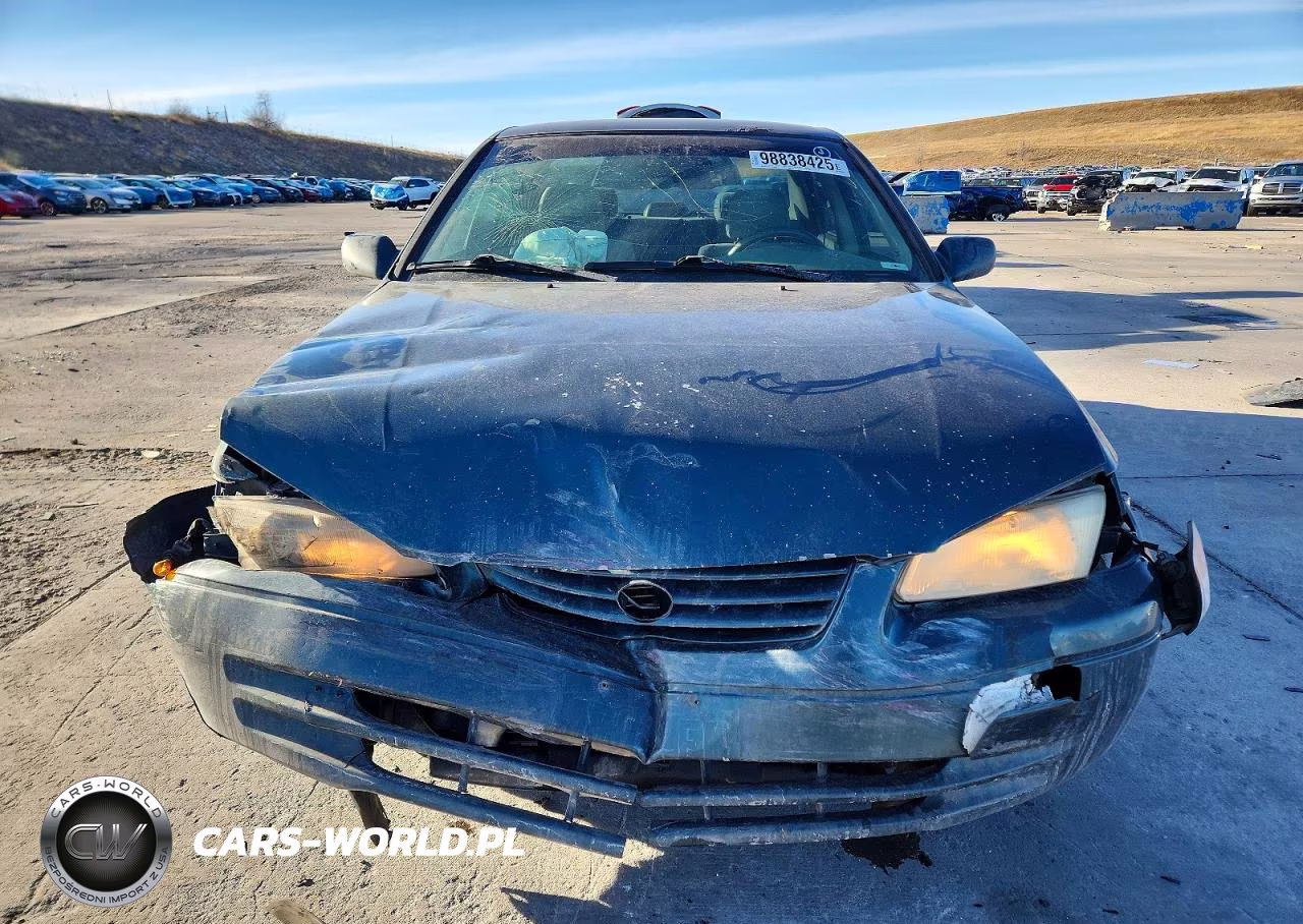 1997 Toyota Camry Ce VIN:4T1BF22KXVU900997 - 5