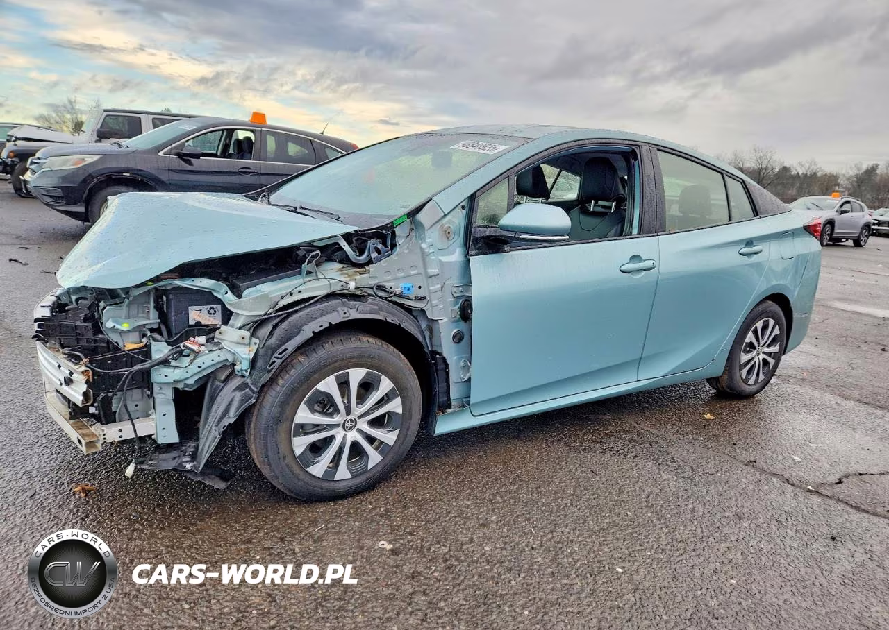 2020 Toyota Prius Xle Awd-E