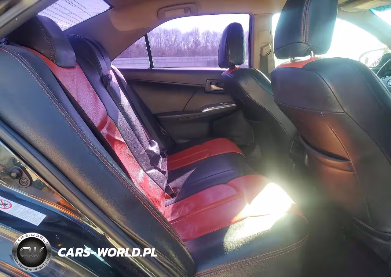 2014 Toyota Camry Hybrid VIN:4T1BD1FK9EU129765 - 10