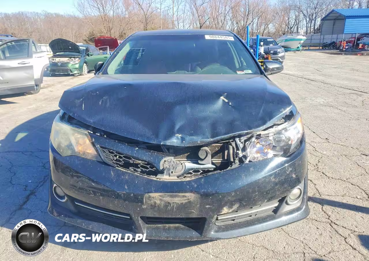 2014 Toyota Camry Hybrid VIN:4T1BD1FK9EU129765 - 5