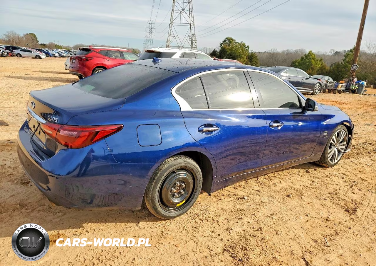 2018 Infiniti Q50 Luxe VIN:JN1EV7AR2JM445964 - 3