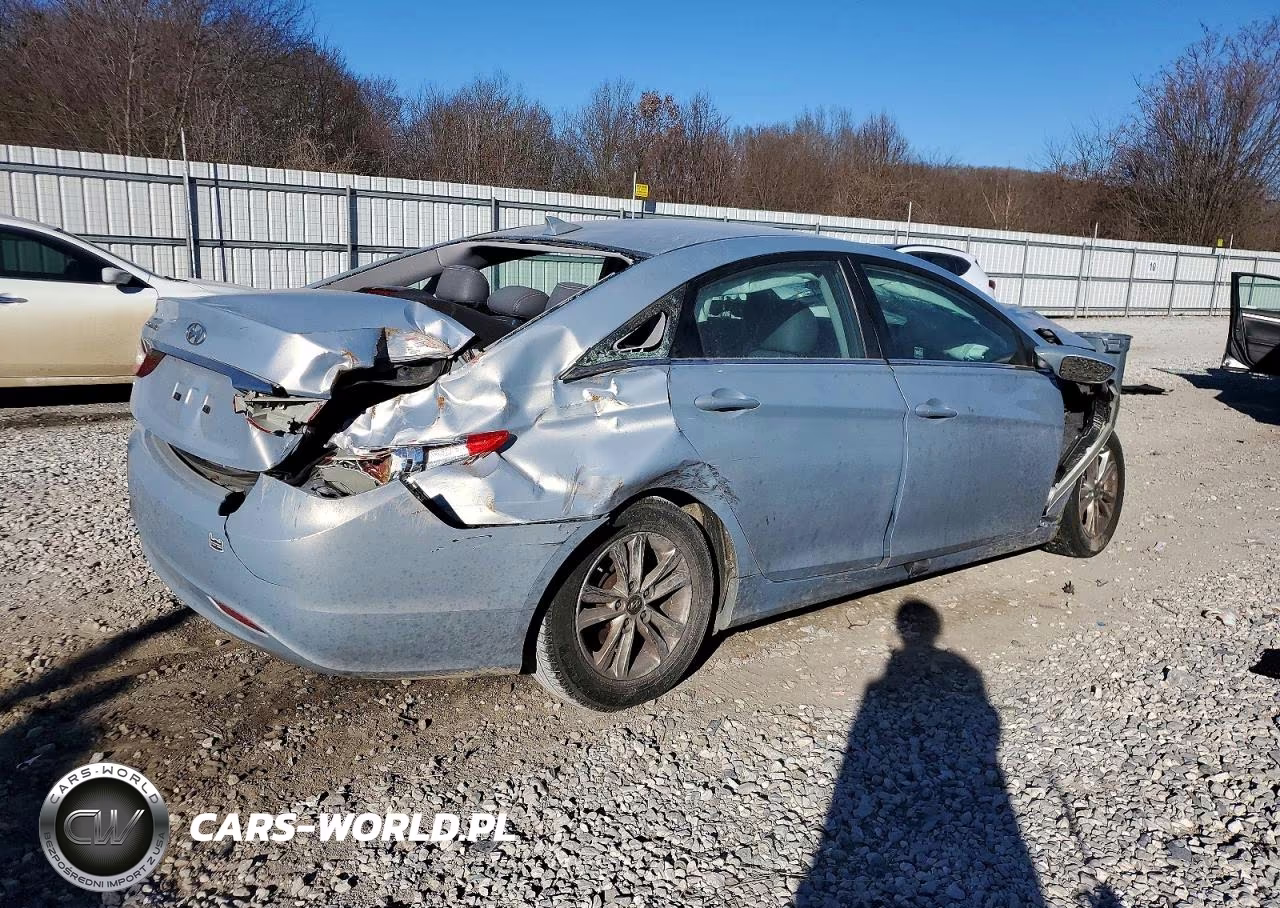 2012 Hyundai Sonata Gls VIN:5NPEB4AC7CH452986 - 3