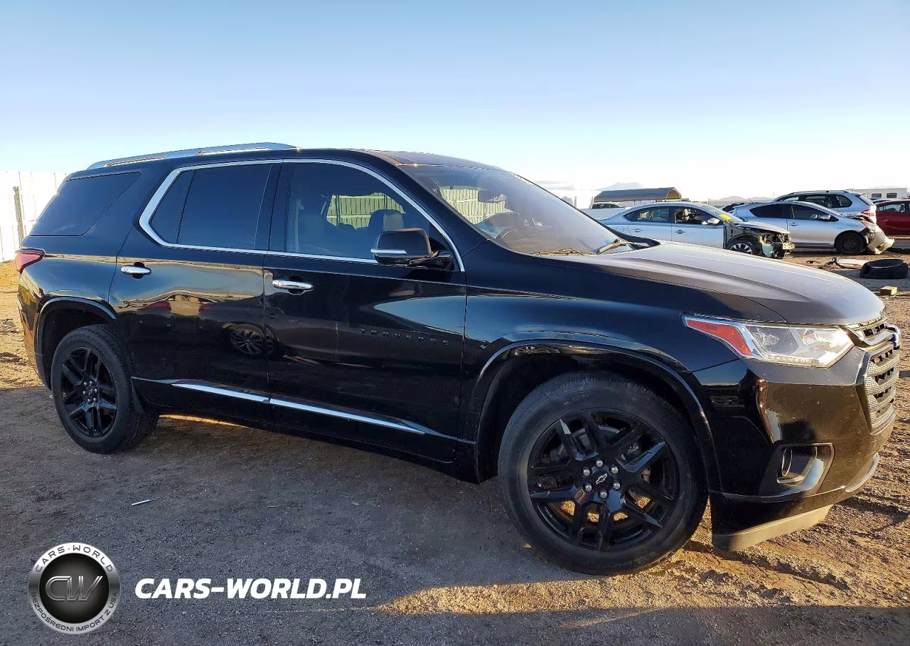2020 Chevrolet Traverse Premier VIN:1GNERKKW5LJ299354 - 4