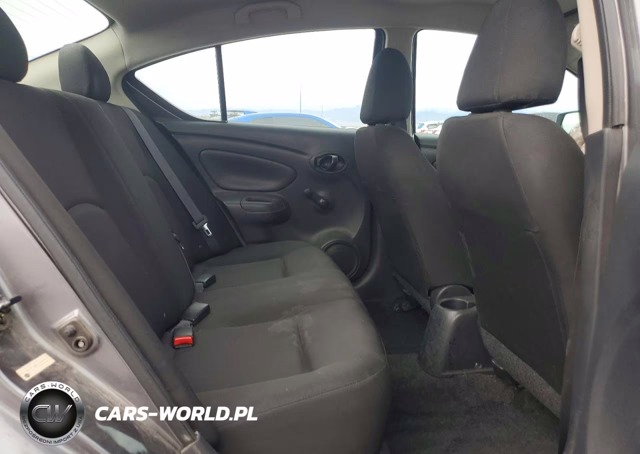 2018 Nissan Versa S VIN:3N1CN7AP1JL883522 - 10