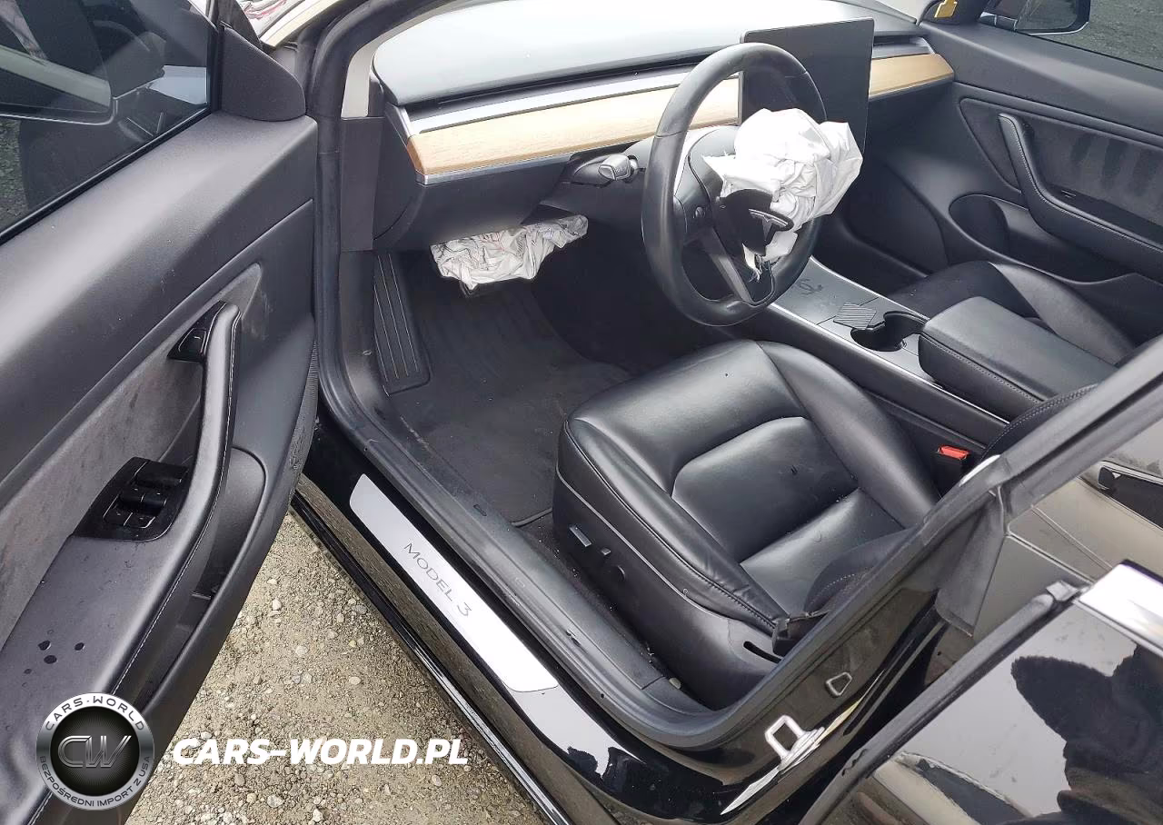 2018 Tesla Model 3 VIN:5YJ3E1EB9JF103452 - 8