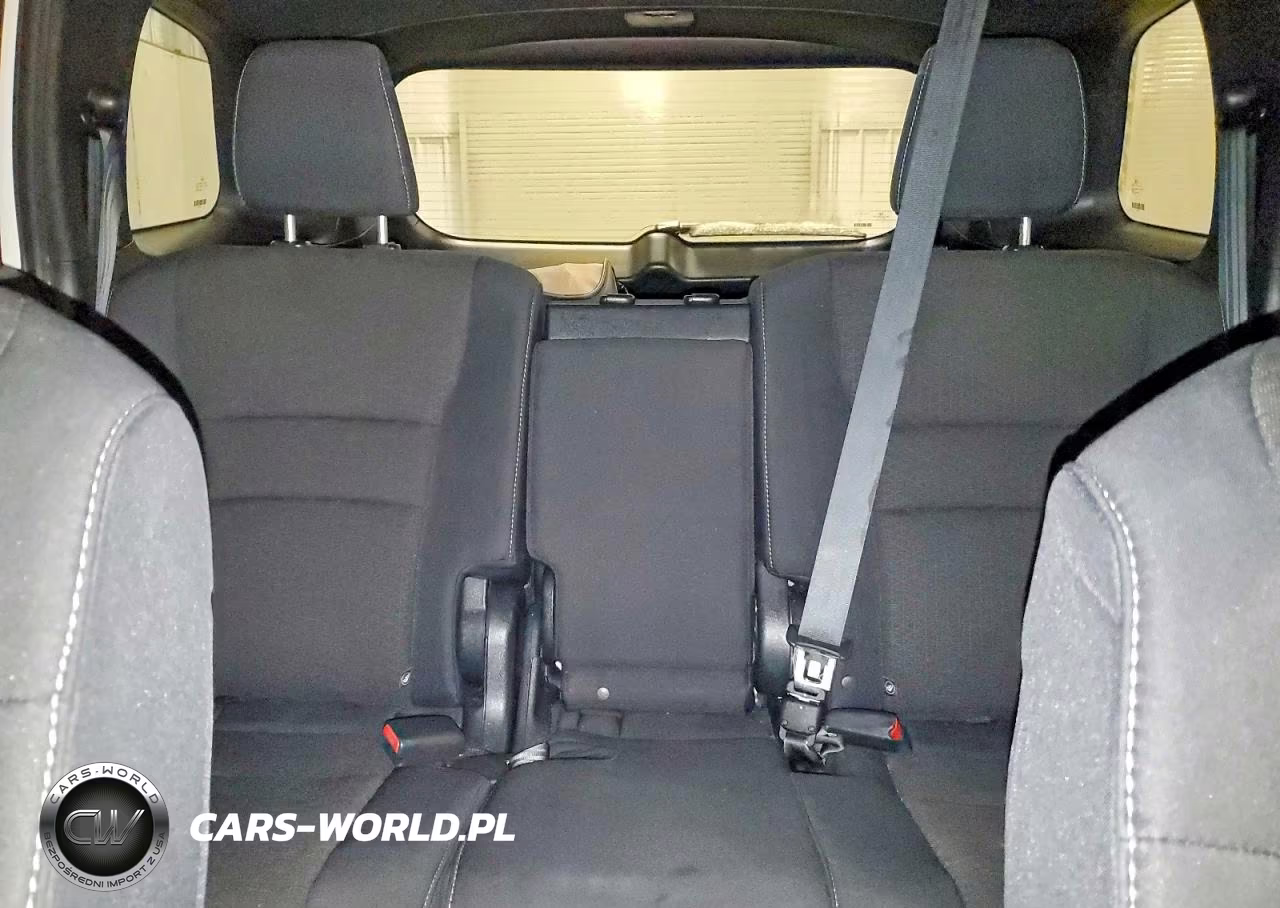 2019 Honda Passport Sport VIN:5FNYF8H2XKB023487 - 10