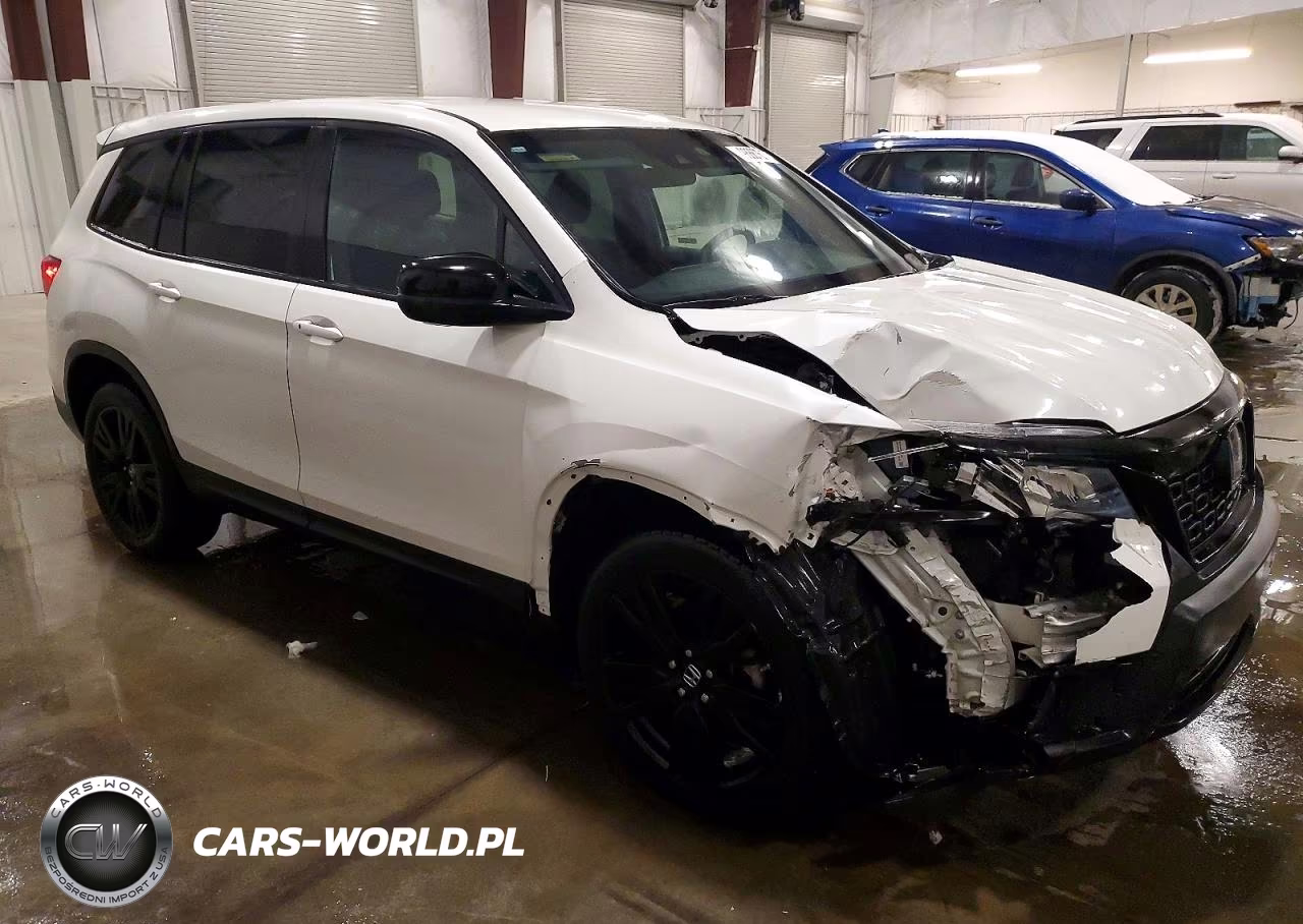 2019 Honda Passport Sport VIN:5FNYF8H2XKB023487 - 4