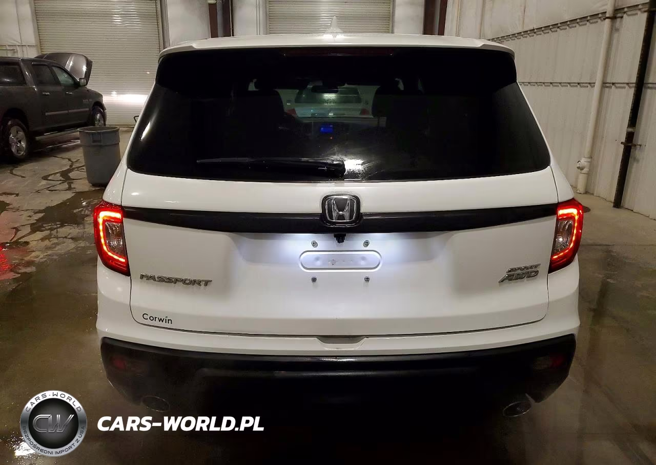 2019 Honda Passport Sport VIN:5FNYF8H2XKB023487 - 6