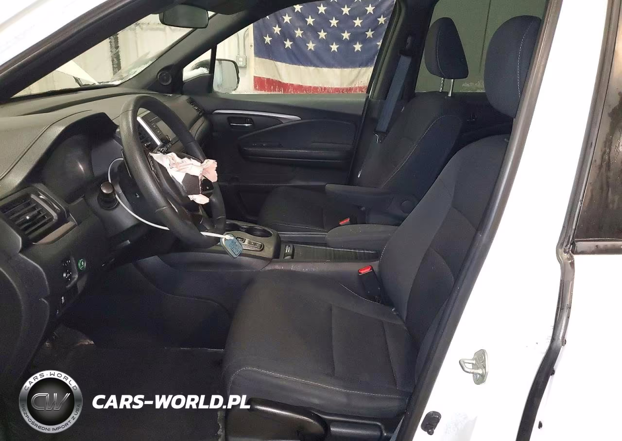 2019 Honda Passport Sport VIN:5FNYF8H2XKB023487 - 7