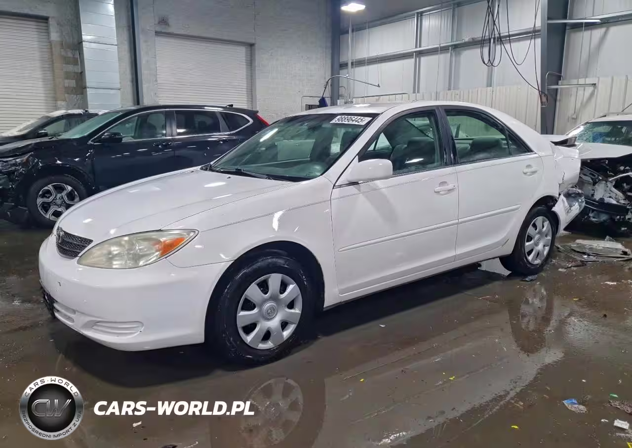 2004 Toyota Camry Le