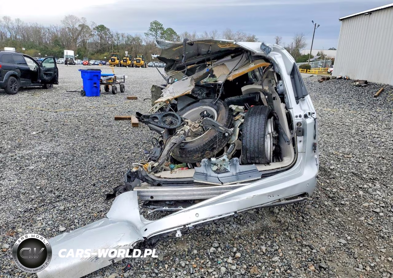2024 Chrysler Pacifica Touring L VIN:2C4RC1BG8RR139357 - 6