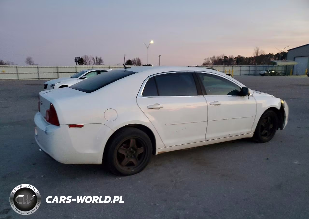 2010 Chevrolet Malibu Ls VIN:1G1ZA5E03AF254982 - 3