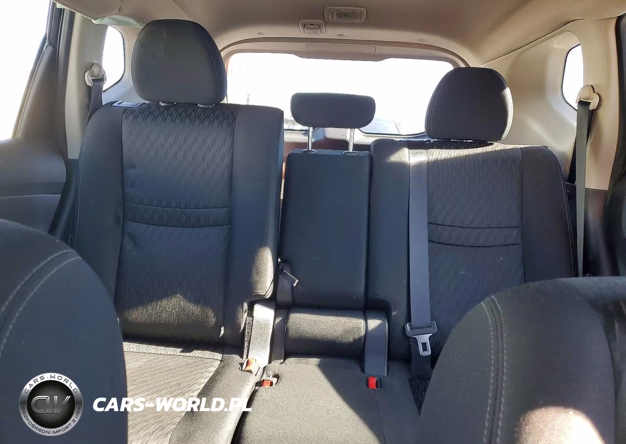 2017 Nissan Rogue S VIN:KNMAT2MT7HP613473 - 10