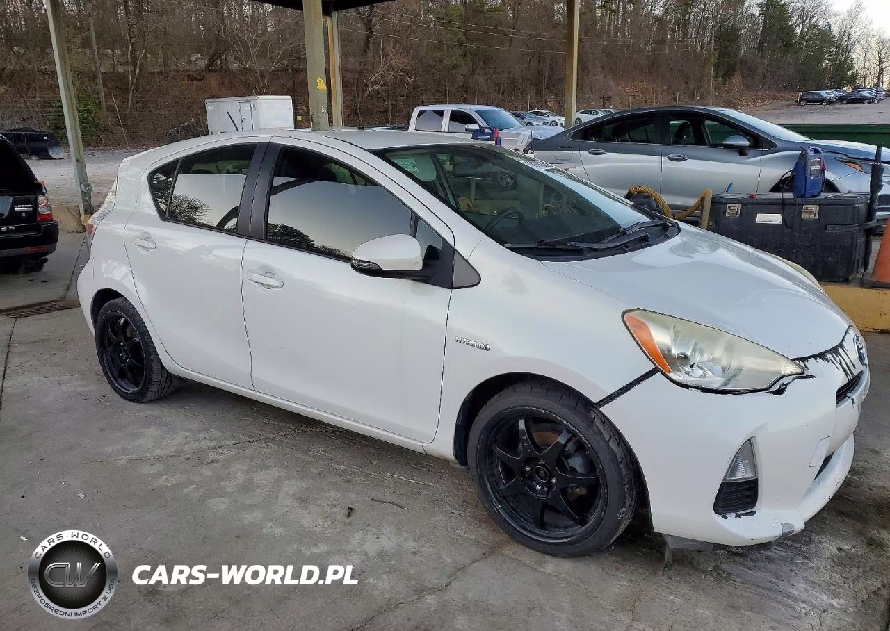 2013 Toyota Prius C