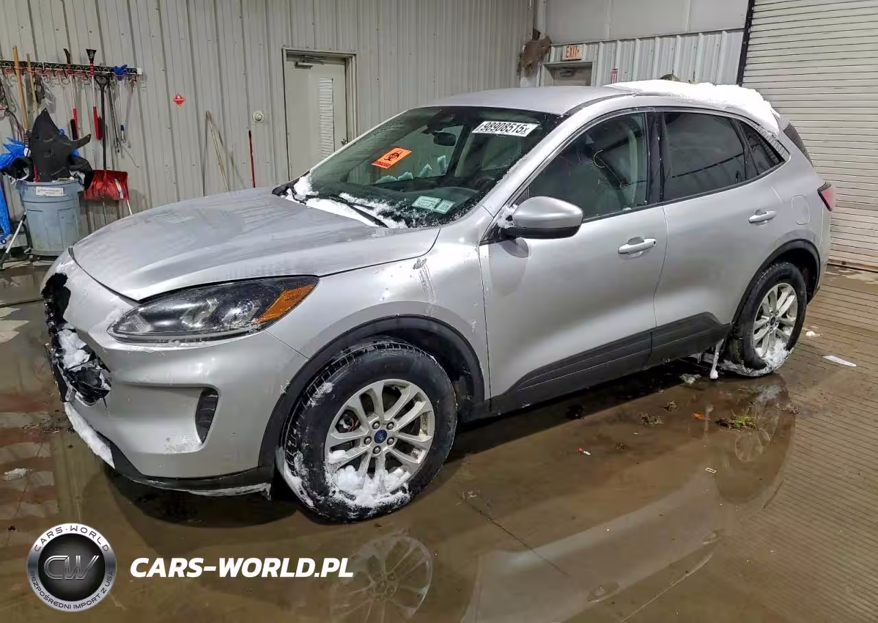 2020 Ford Escape Se