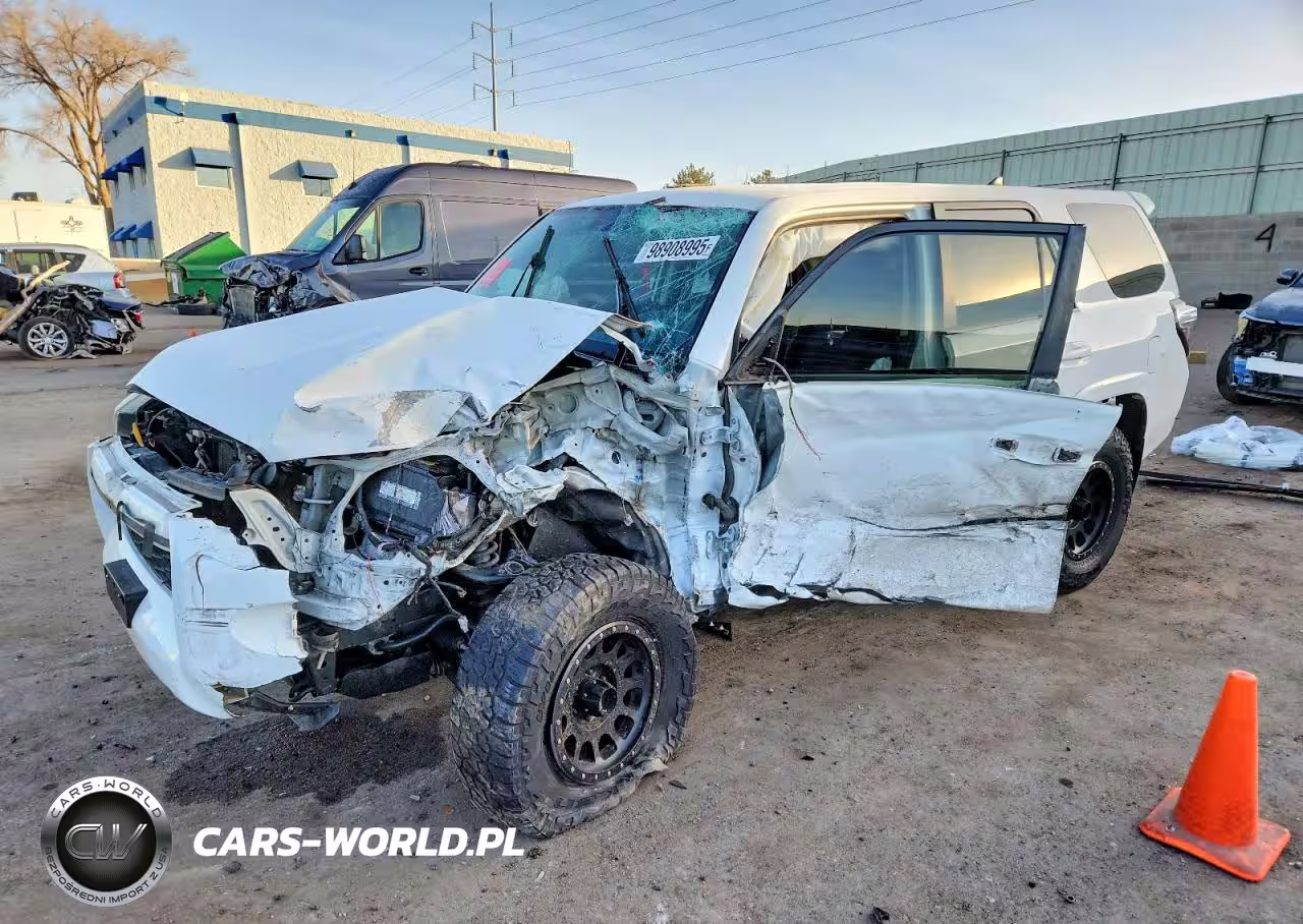 2018 Toyota 4Runner Sr5