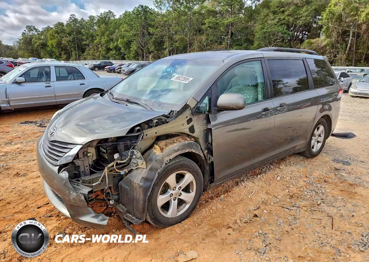 2011 Toyota Sienna Le