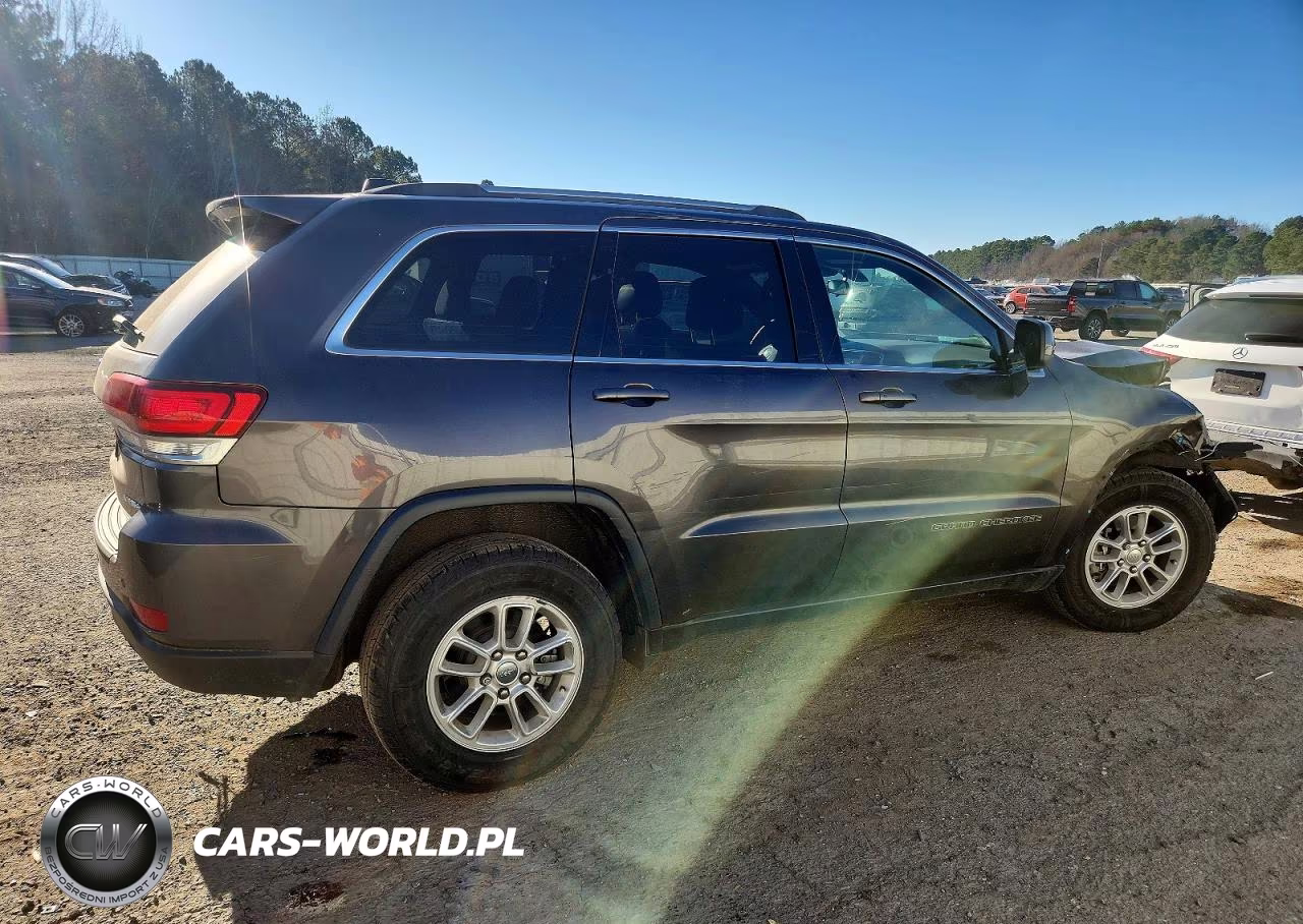 2020 Jeep Grand Cherokee Laredo VIN:1C4RJEAG0LC268403 - 3