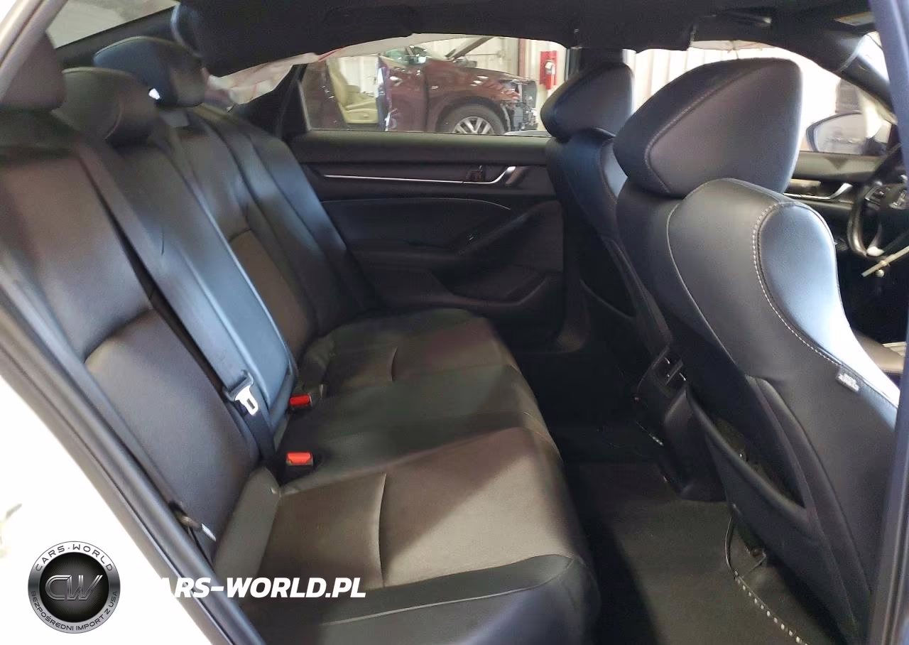 2018 Honda Accord Sport VIN:1HGCV2F32JA048737 - 10