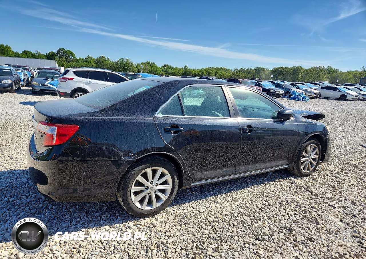 2013 Toyota Camry L VIN:4T4BF1FK2DR283443 - 3