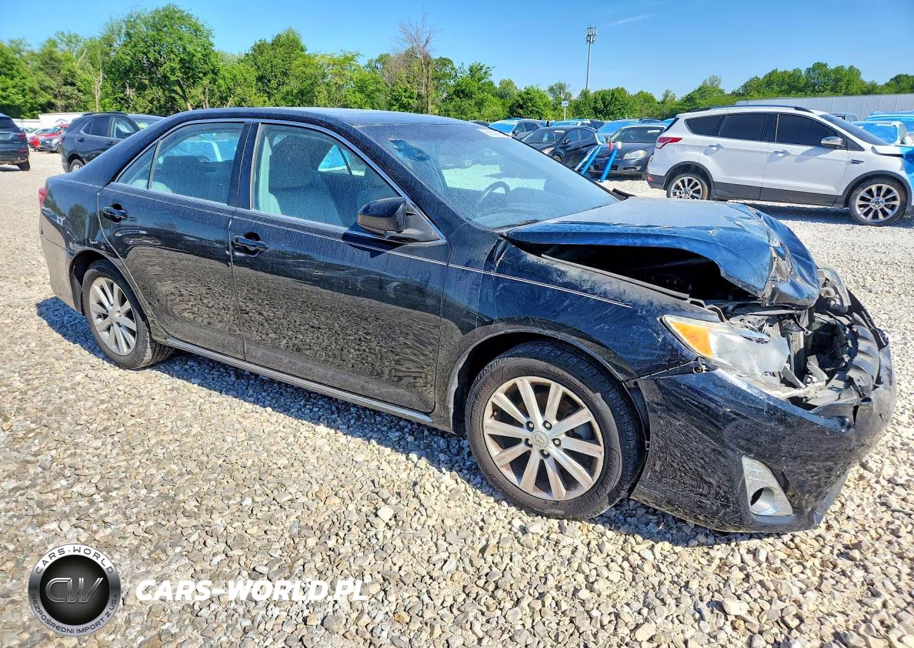 2013 Toyota Camry L VIN:4T4BF1FK2DR283443 - 4