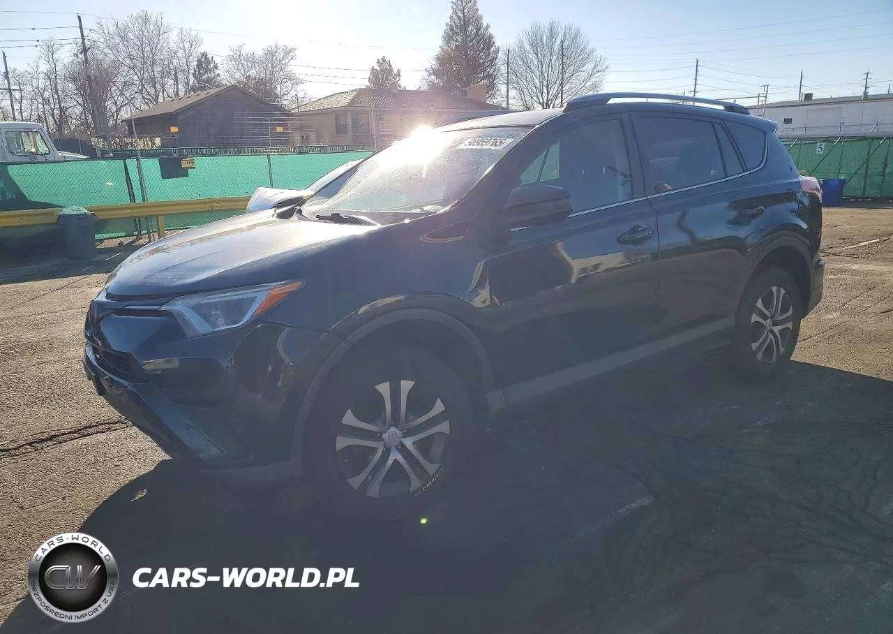 2018 Toyota Rav4 Le – zdjęcie 1 z 13