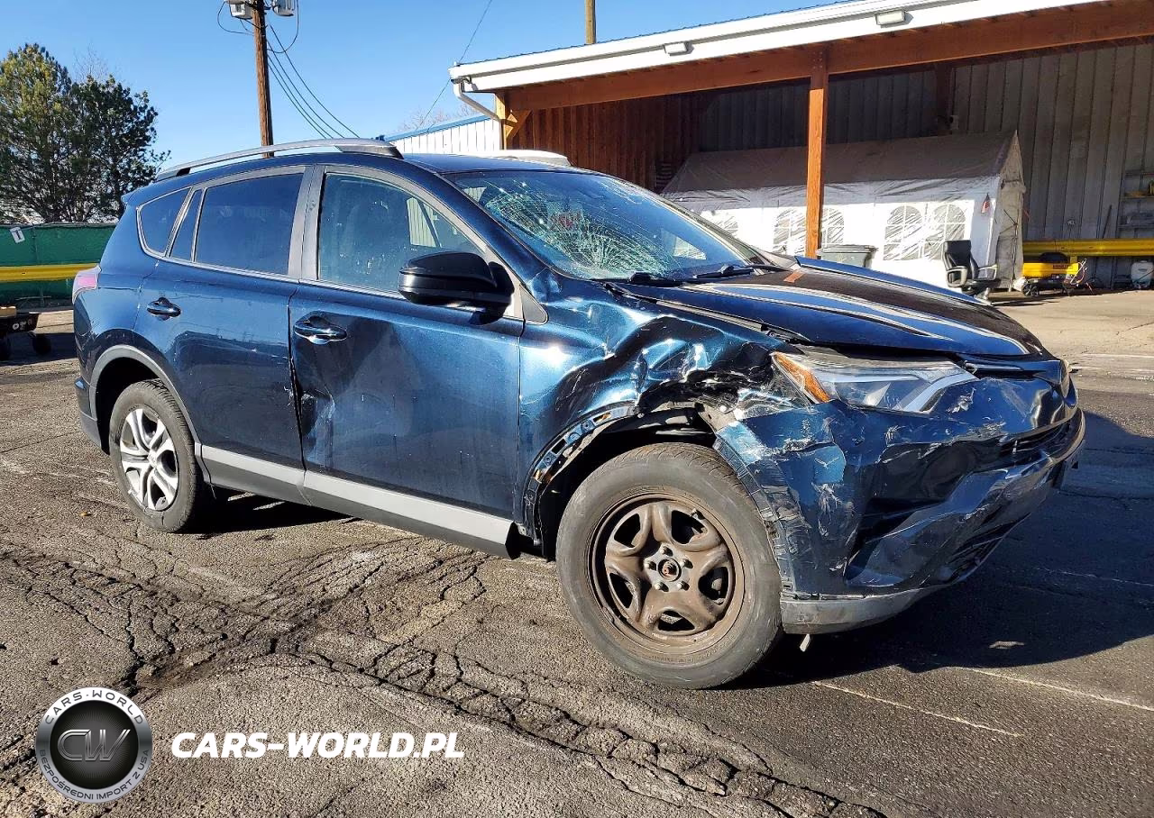 2018 Toyota Rav4 Le VIN:JTMBFREV7JJ729415 - 4