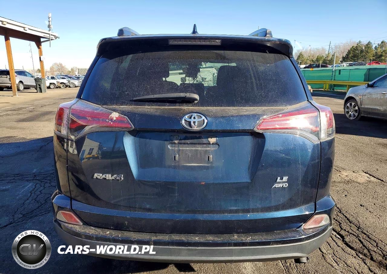 2018 Toyota Rav4 Le VIN:JTMBFREV7JJ729415 - 6