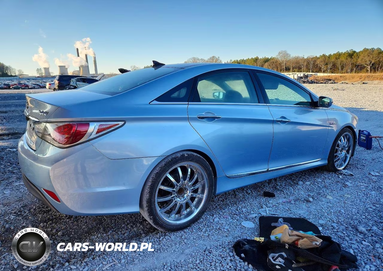2012 Hyundai Sonata Hybrid VIN:KMHEC4A48CA043422 - 3