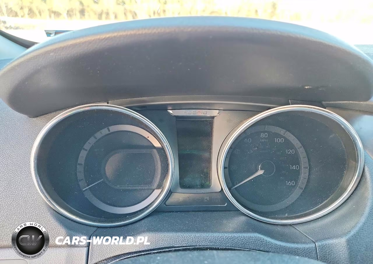 2012 Hyundai Sonata Hybrid VIN:KMHEC4A48CA043422 - 9